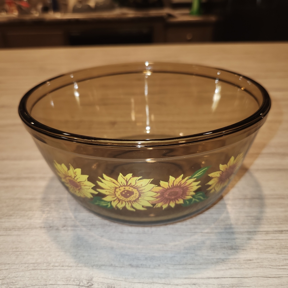Anchor Ovenware Mixing Bowl Hocking Amber Sunflower 1.5 QT
